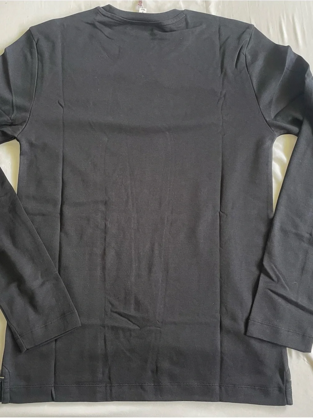 Banana Republic Black Long-Sleeve Crewneck Tee